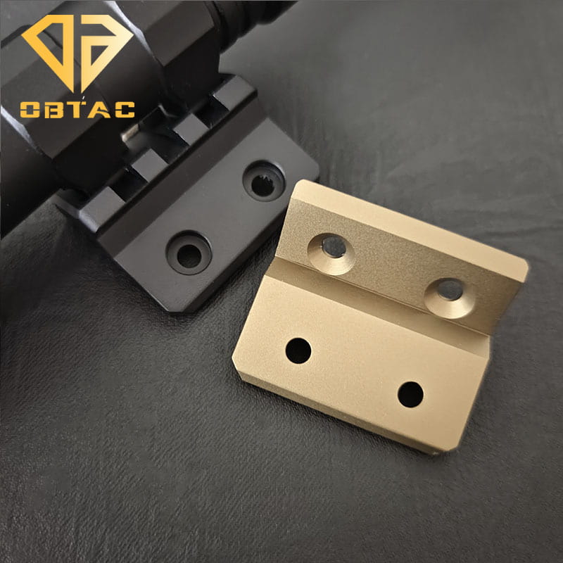 Tactical M-LOK Metal Offset Mount for Surefir M300 M600 Flashlight Outdoor Scout Light Weapon Accessories Fit 20mm