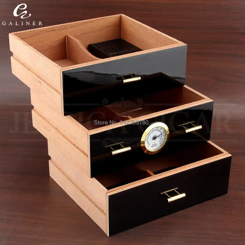 Black Glossy Cigar Humidor Box - black - Cigar humidor