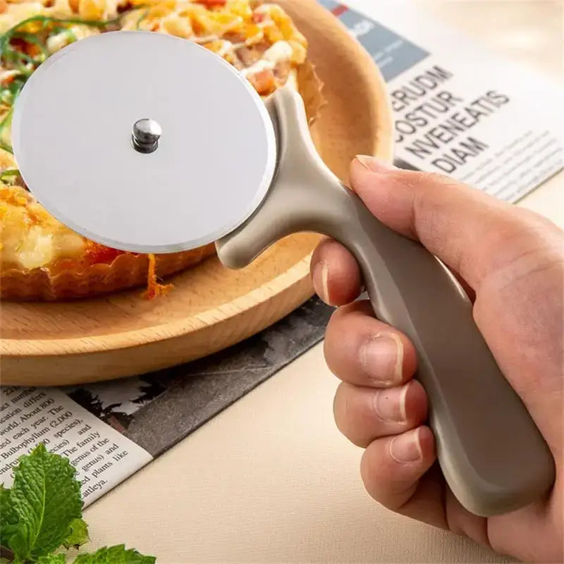 Pizza Slicer Stainless Steel Round Shape - Food & Beverages